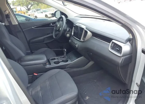 2016 Kia Sorento L из США, поврежденный, VIN 5XYPG4A32GG061560